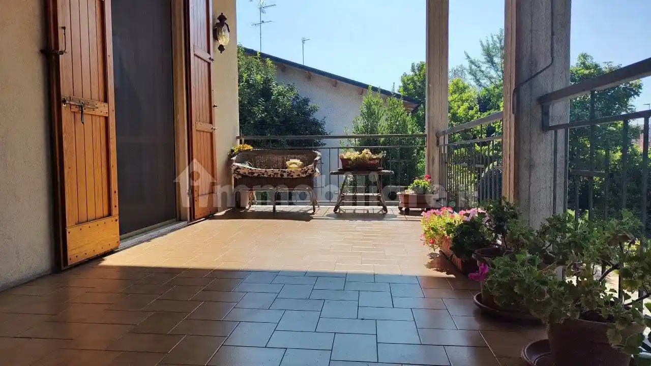 Casa indipendente in vendita a Sissa Trecasali