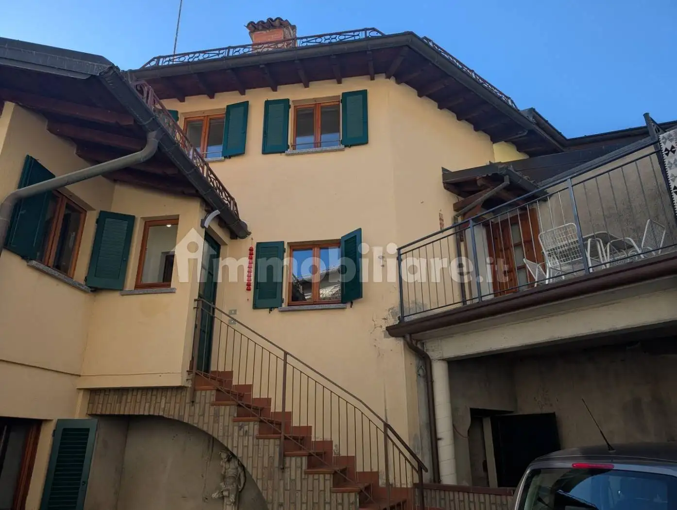 Casa indipendente in vendita a Viggiù
