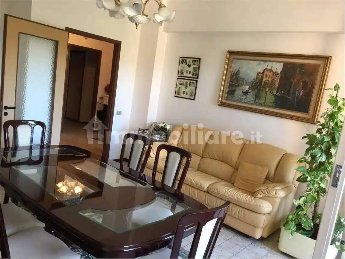 Appartamento in vendita a Ancona