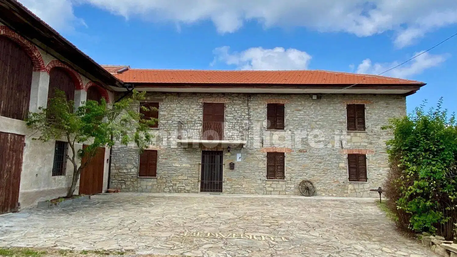 Rustico - Casale in vendita a Mombarcaro