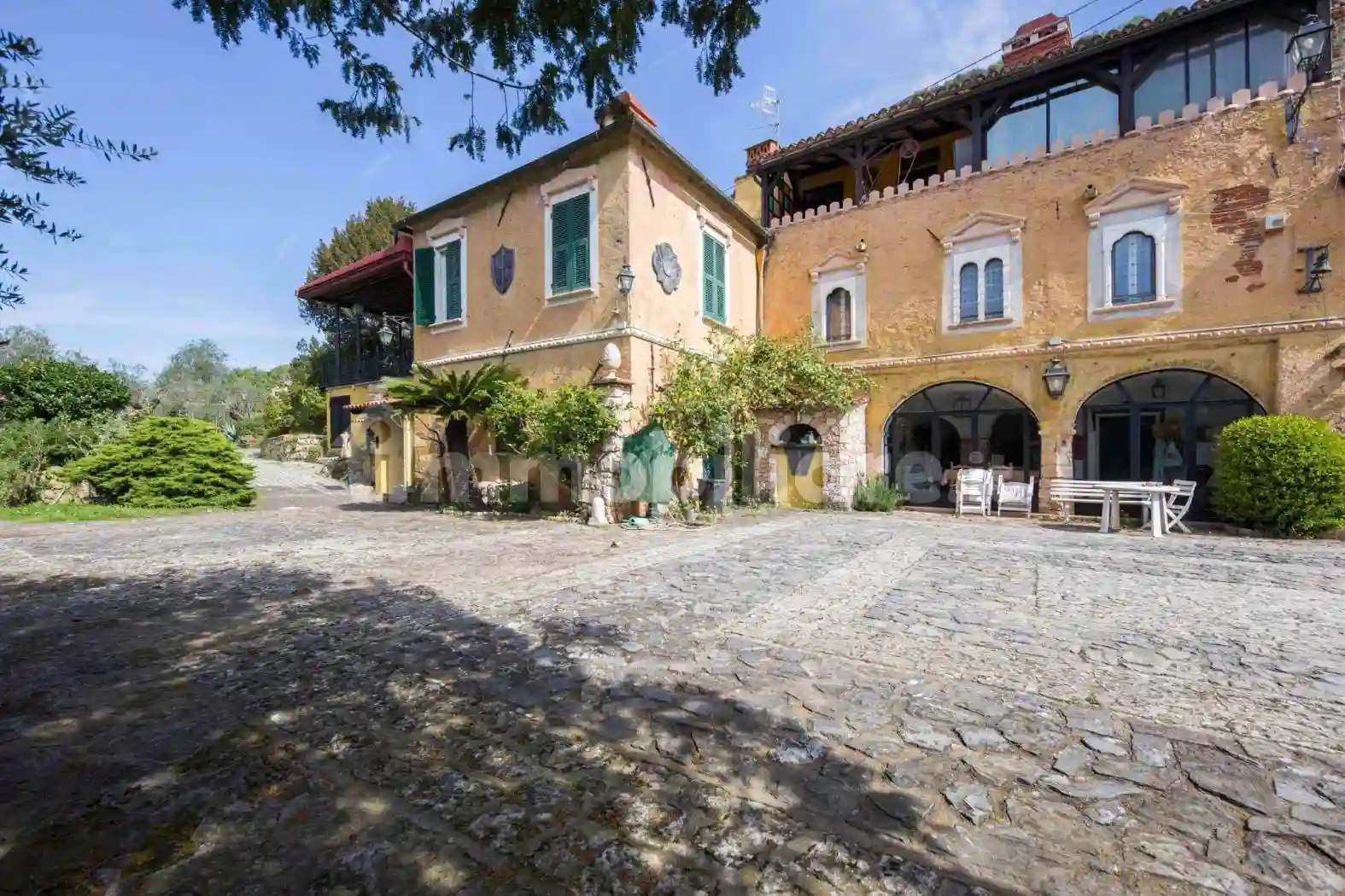 Villa - foto 2
