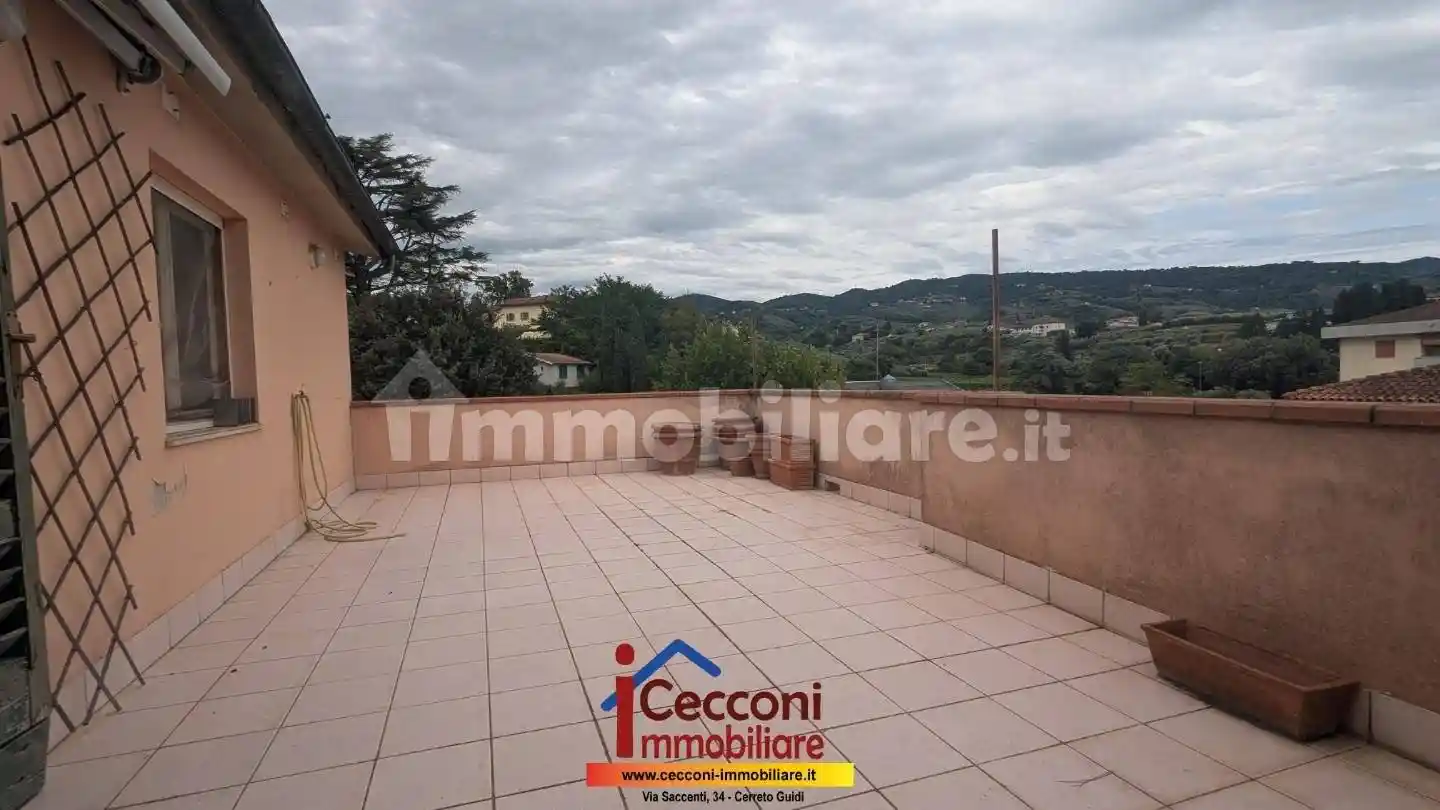 Appartamento in vendita a Lamporecchio