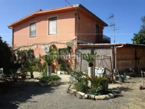 Appartamento in asta a Lascari