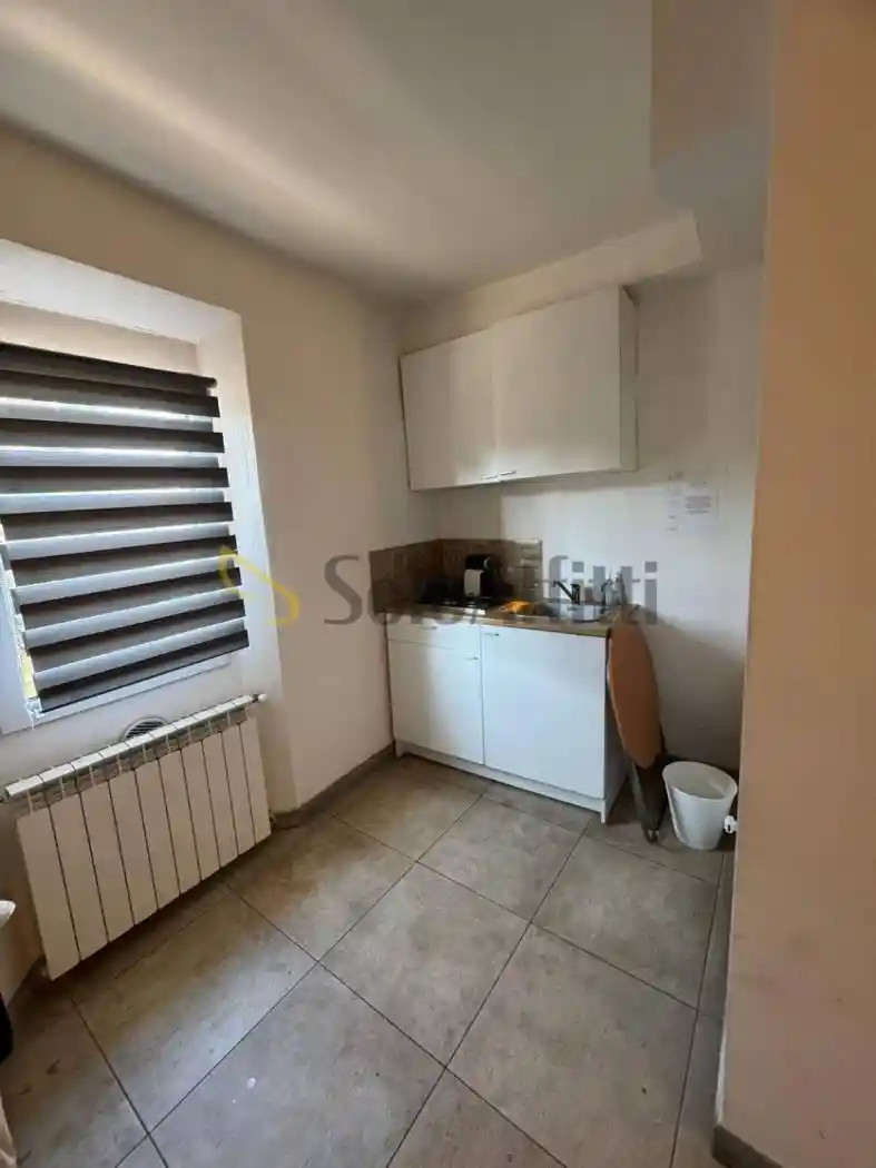 Monolocale buono stato, primo piano, Gardenia, Reggio Emilia - foto 3