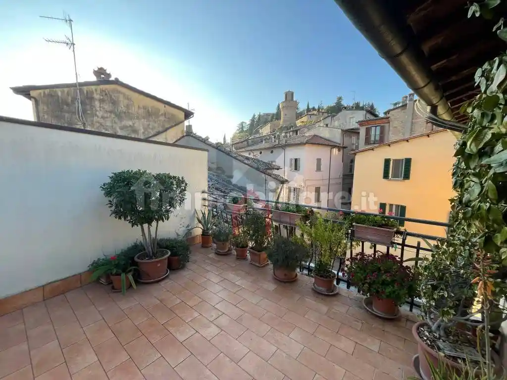 Trilocale ottimo stato, secondo piano, Centro, Castrocaro Terme e Terra del Sole - foto 2