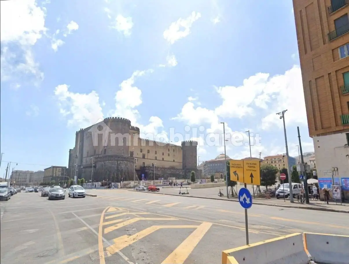 Appartamento in vendita a Napoli