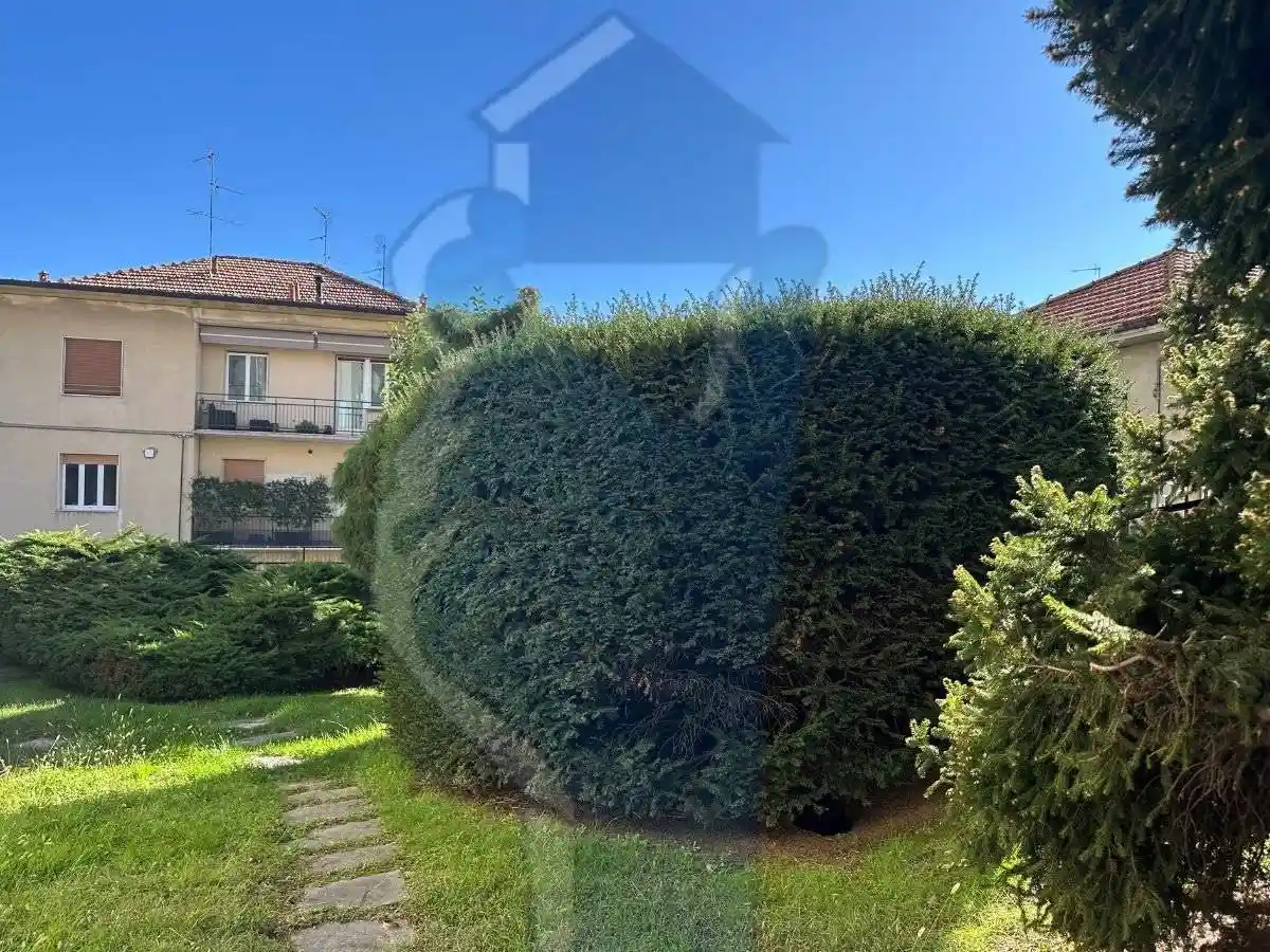 Trilocale via Angelo Longoni, Semicentro, Cantù - foto 4