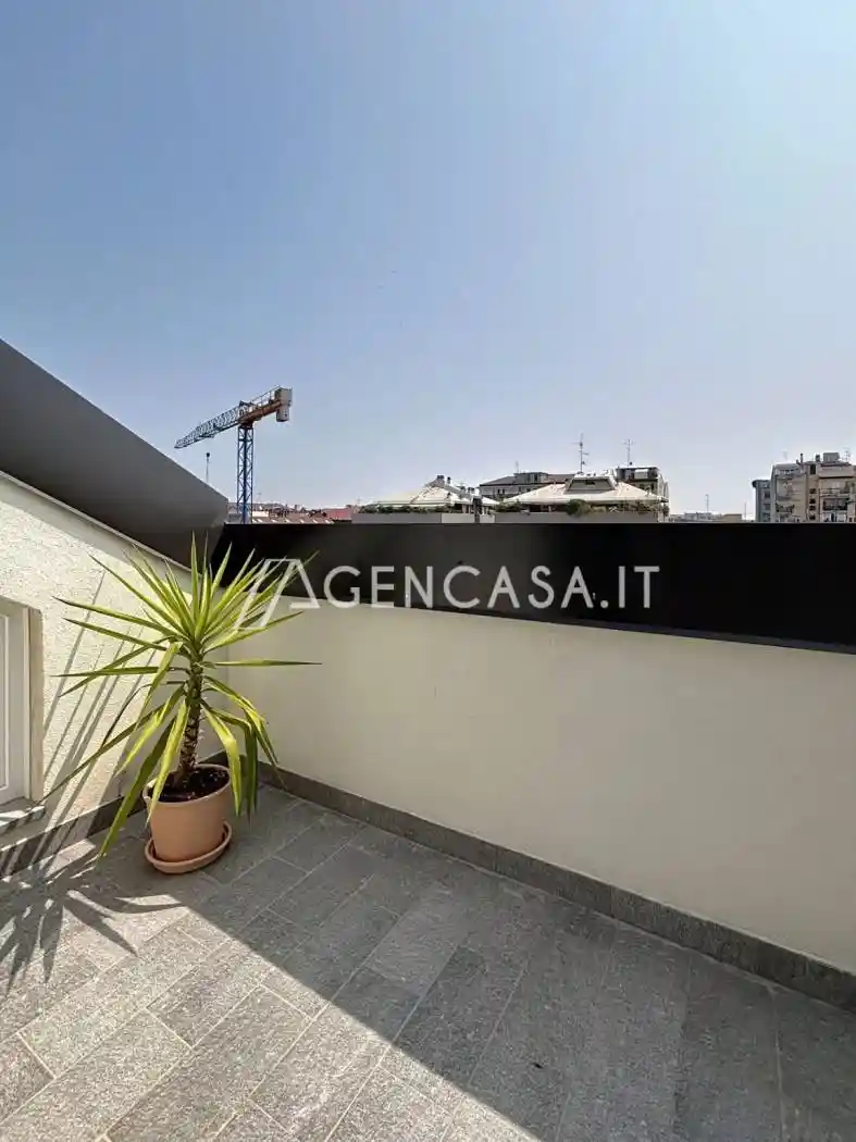 Quadrilocale via Fratelli Bronzetti, Indipendenza, Milano - foto 2