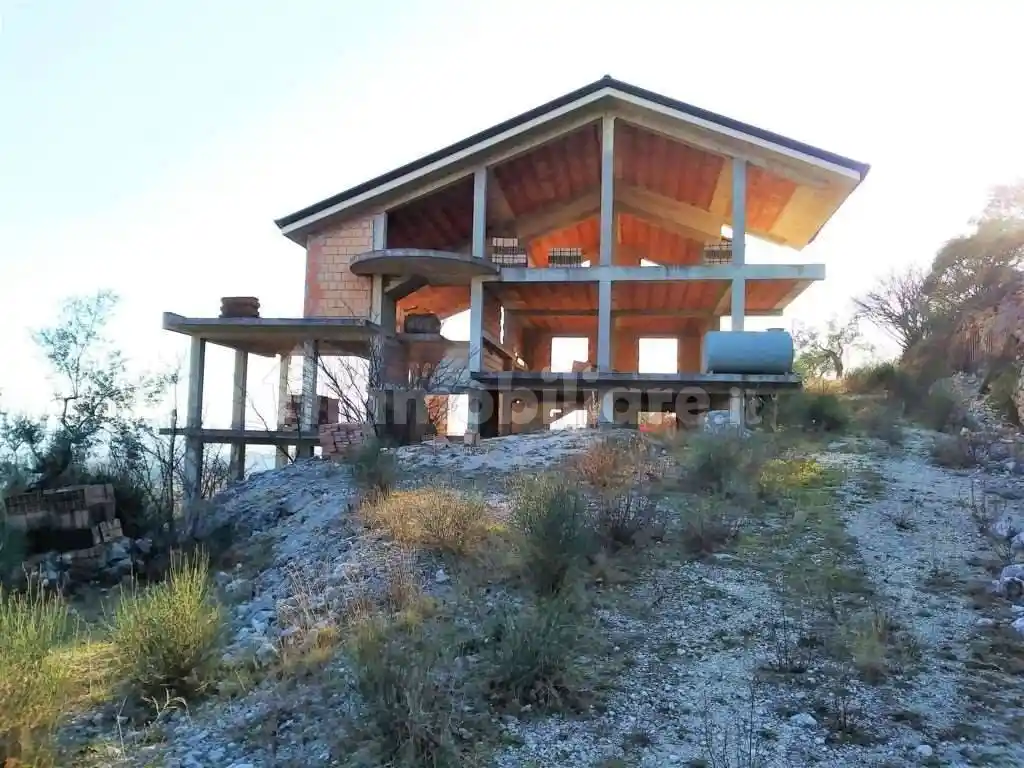 Rustico - Casale in vendita a Monte San Giovanni Campano