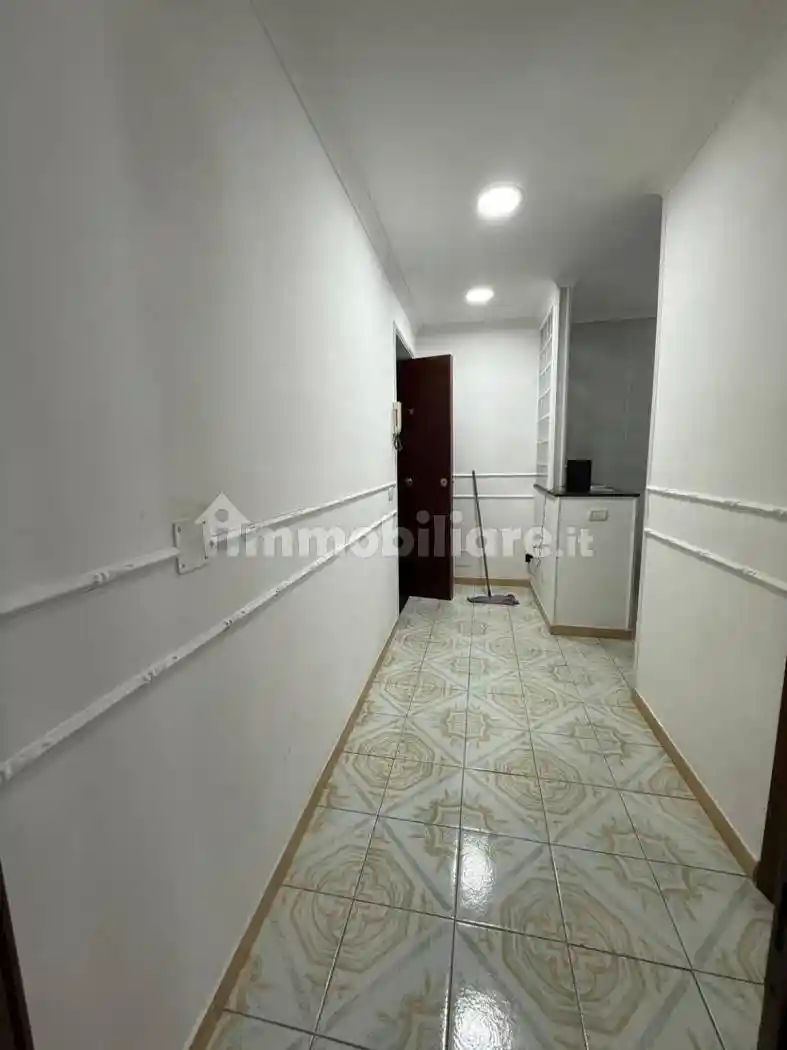 Bilocale Vico Maddalenella degli Spagnoli 8, Quartieri Spagnoli, Napoli - foto 3