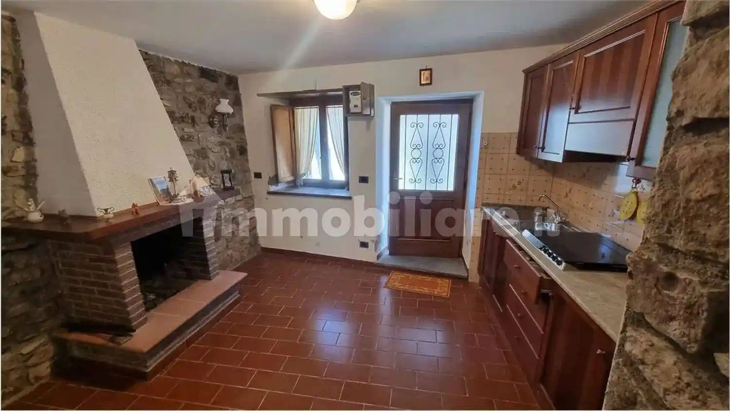 Villa unifamiliare via Pierdiscini No Number, Careggine - foto 5