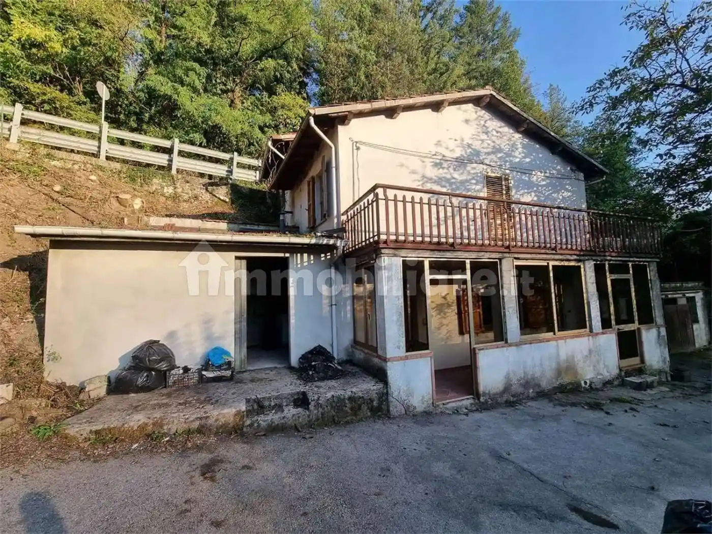 Villa in vendita a Piazza al Serchio