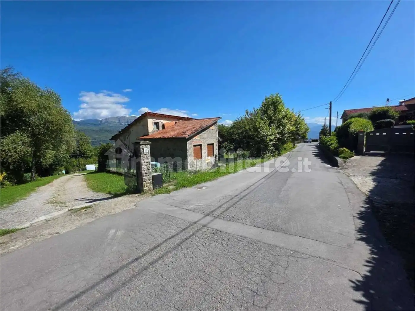 Villa in vendita a Camporgiano