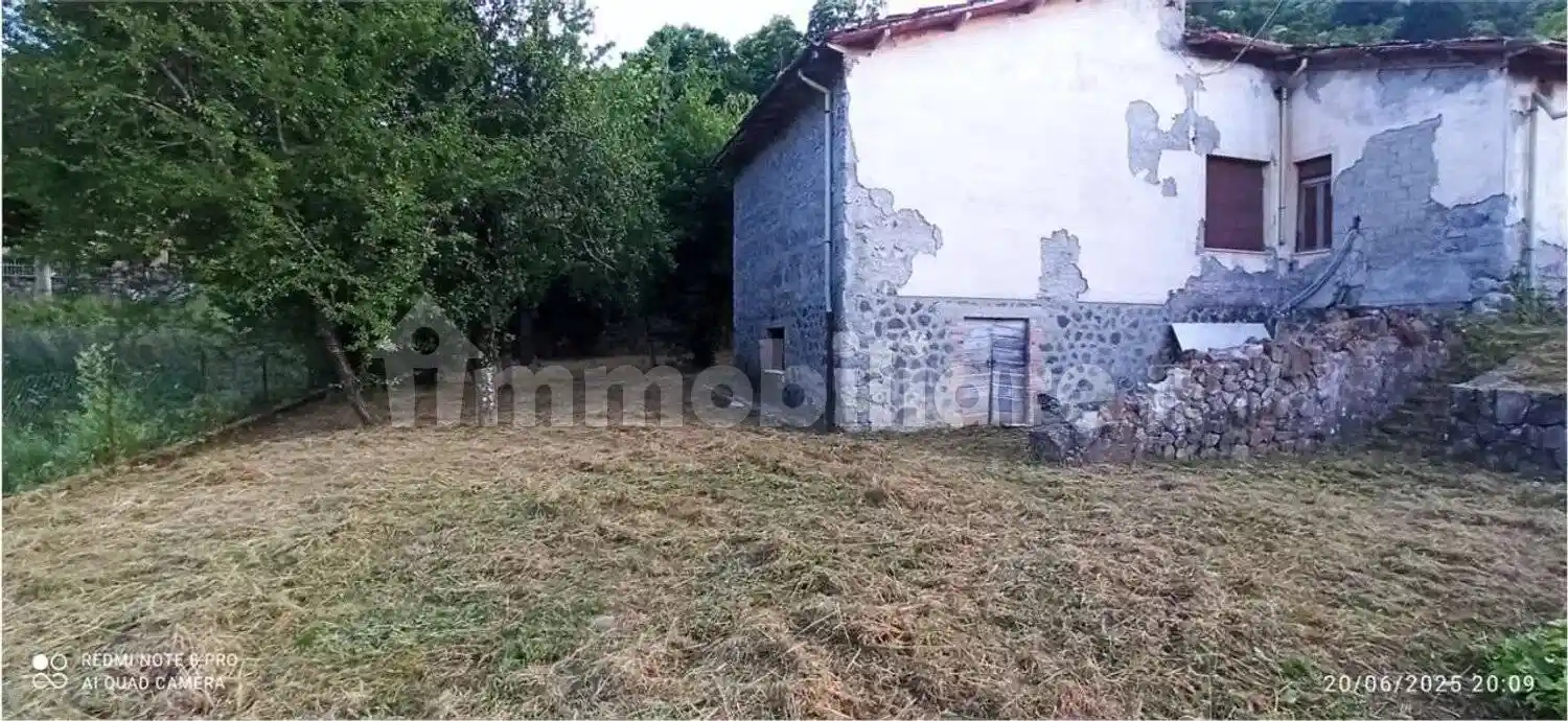 Villa unifamiliare via Don Fiorani No Number, Casatico, Camporgiano - foto 4