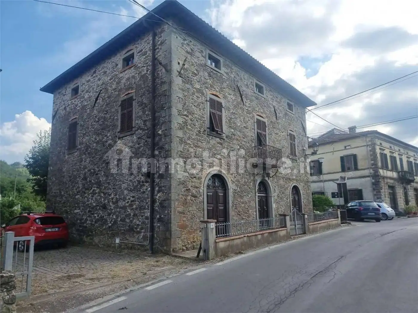 Villa in vendita a Piazza al Serchio