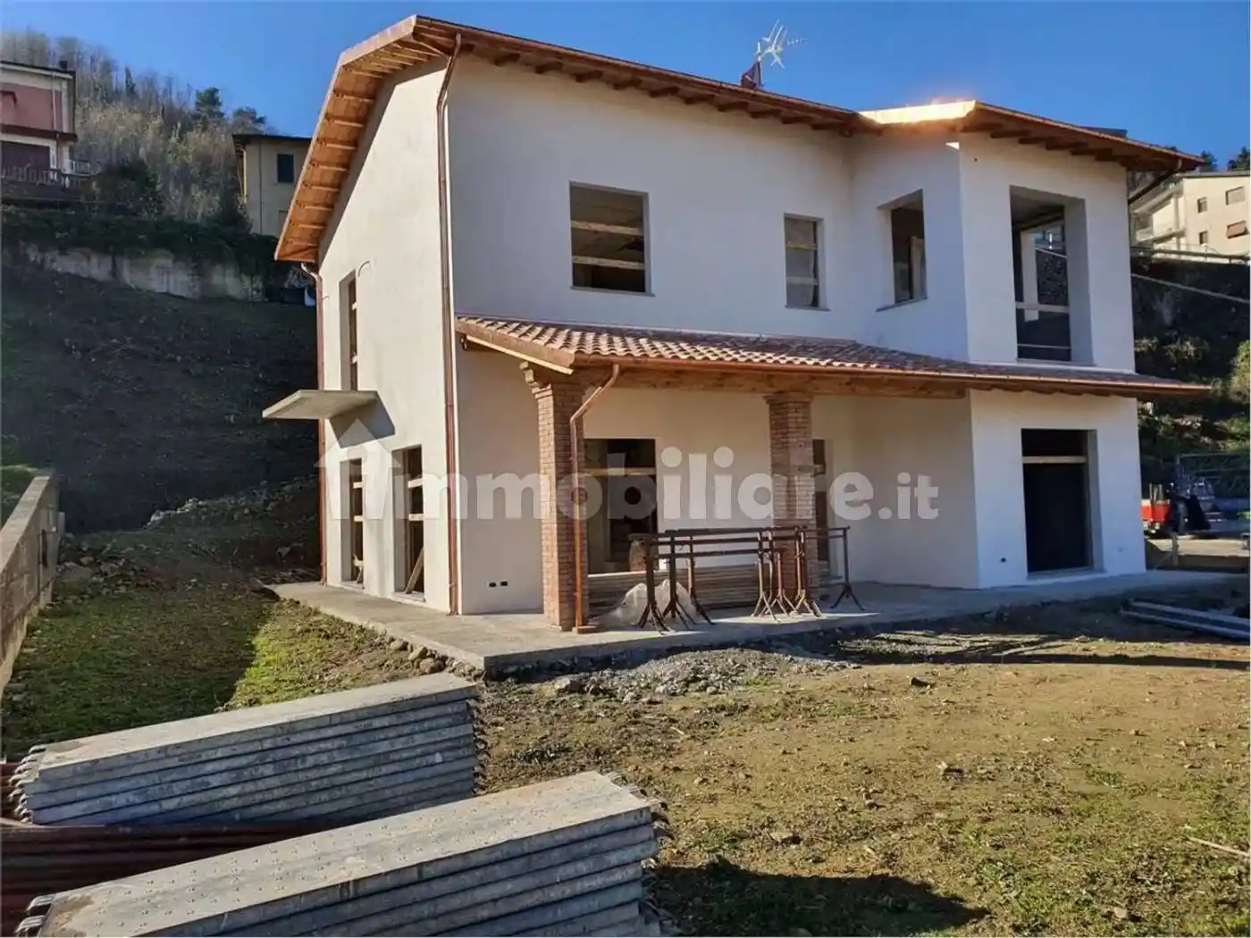 Villa in vendita a Castelnuovo di Garfagnana