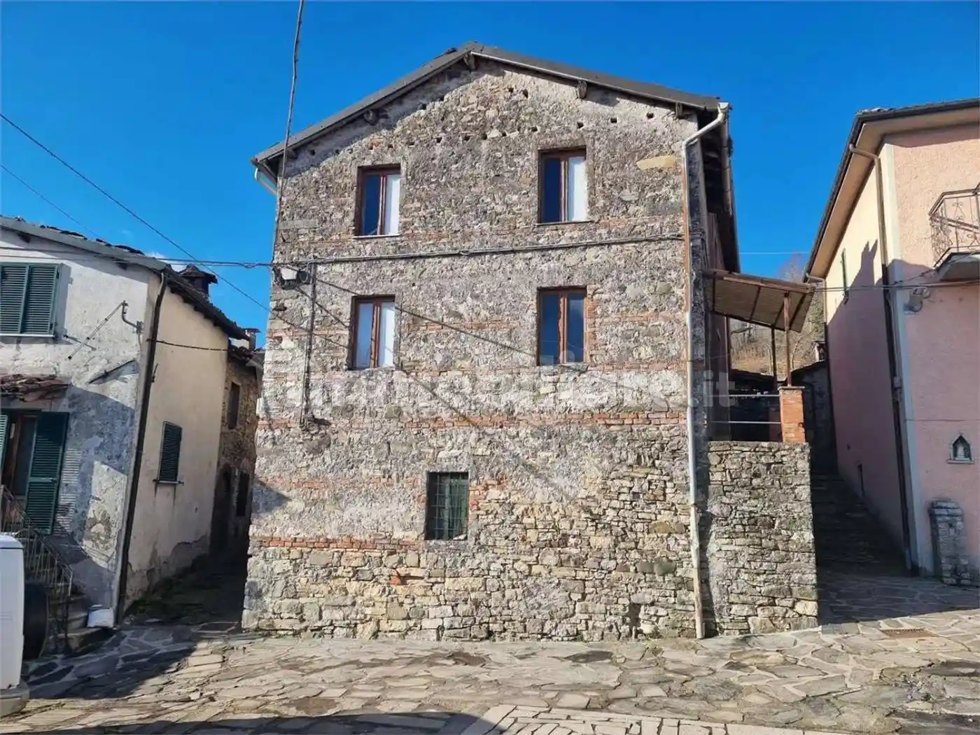 Rustico - Casale in vendita a Camporgiano