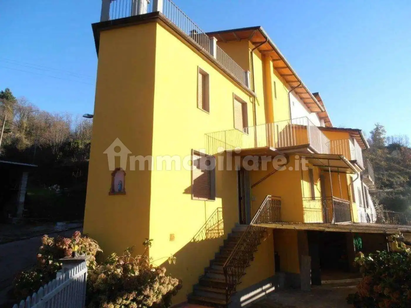 Villa in vendita a Villa Collemandina