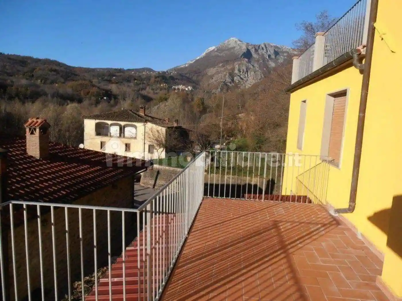 Villa unifamiliare via Iv Novembre, Villa Collemandina - foto 5