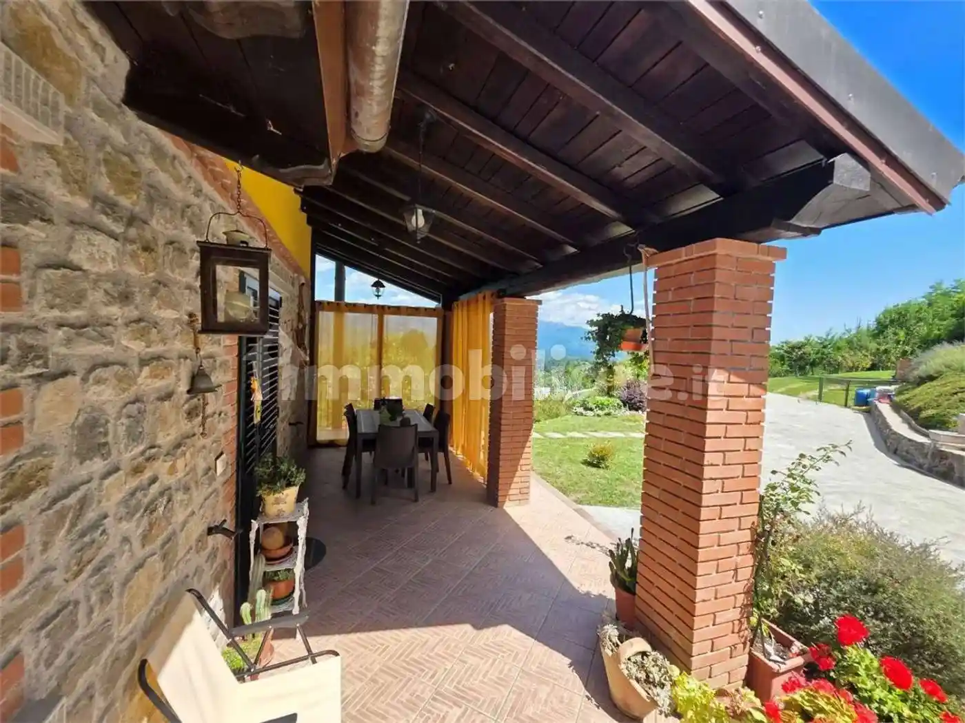 Cascina via San Sebastiano No Number, Casatico, Camporgiano - foto 3