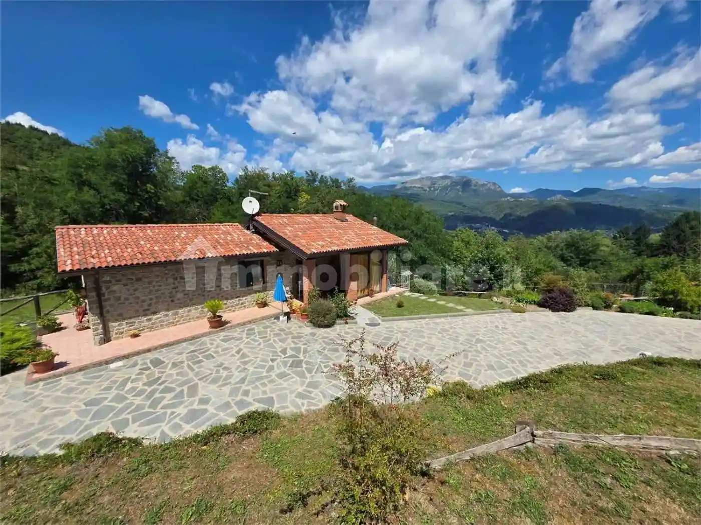 Cascina via San Sebastiano No Number, Casatico, Camporgiano - foto 5