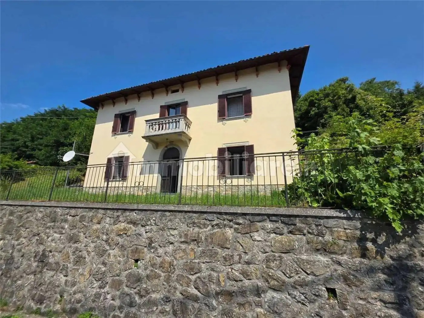 Villa in vendita a Castiglione di Garfagnana