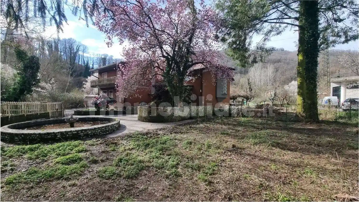 Villa in vendita a Castelnuovo di Garfagnana
