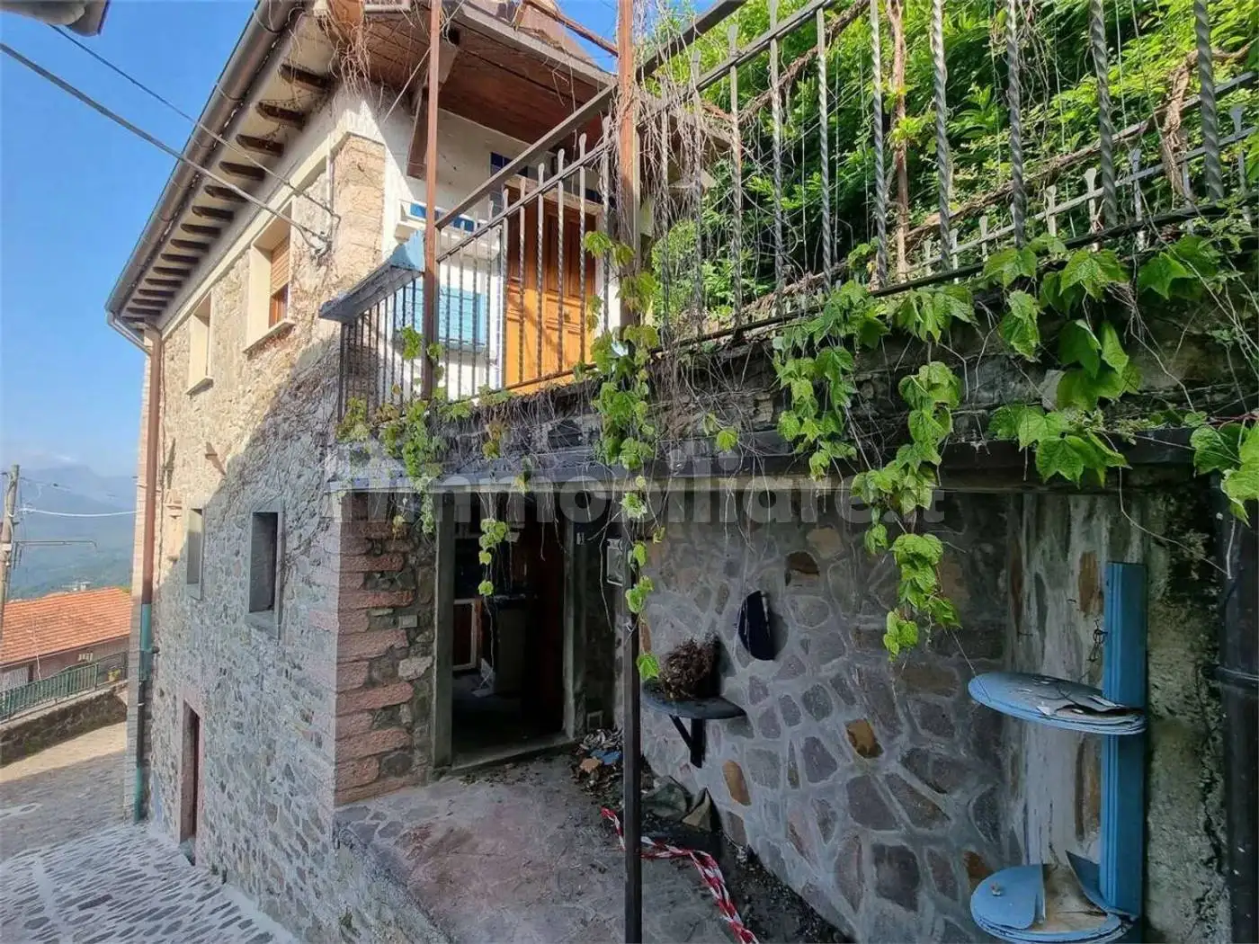 Rustico - Casale in vendita a Villa Collemandina