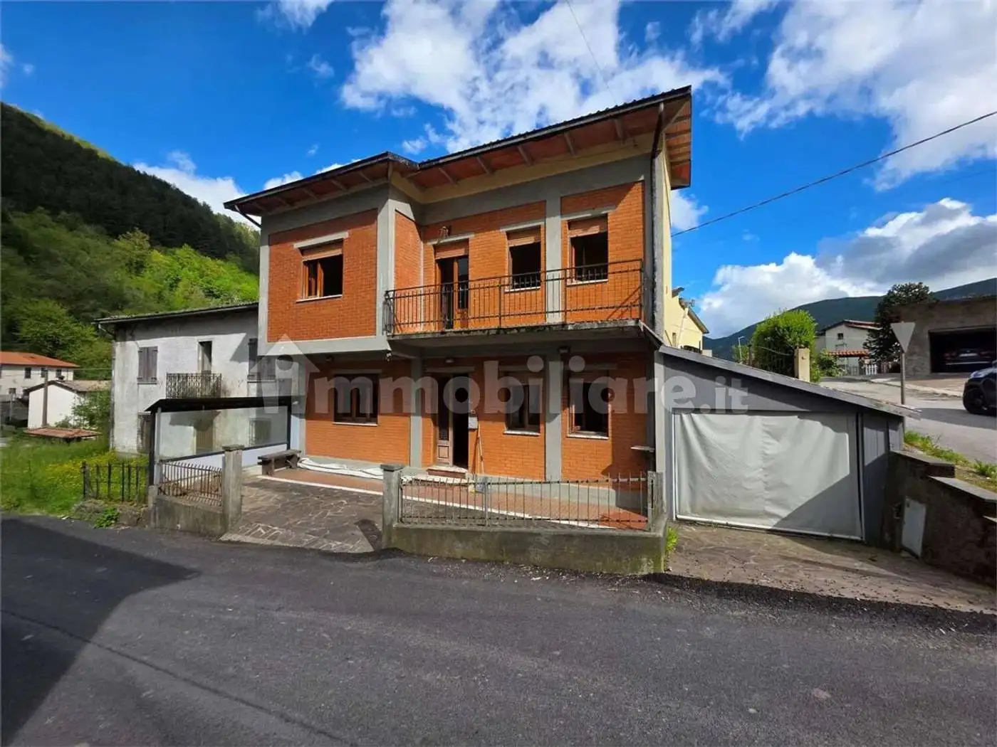 Villa in vendita a Vagli Sotto