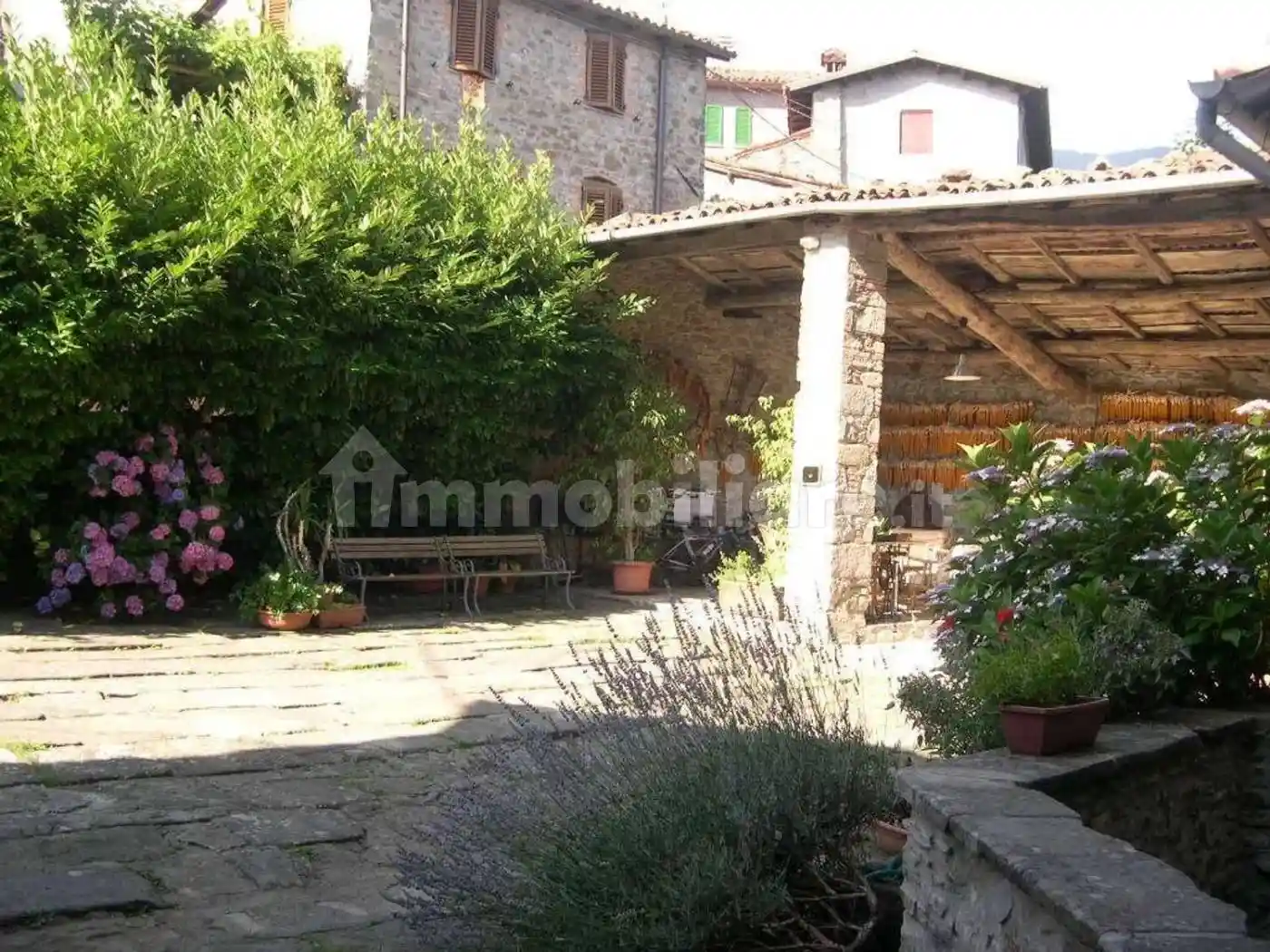 Rustico - Casale in vendita a Castelnuovo di Garfagnana