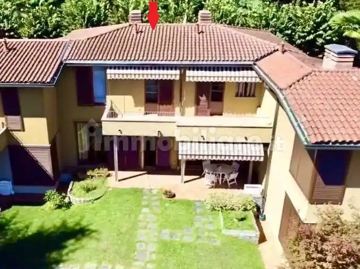 Villa a schiera 4 locali, buono stato, Centro, Lesa - foto 3