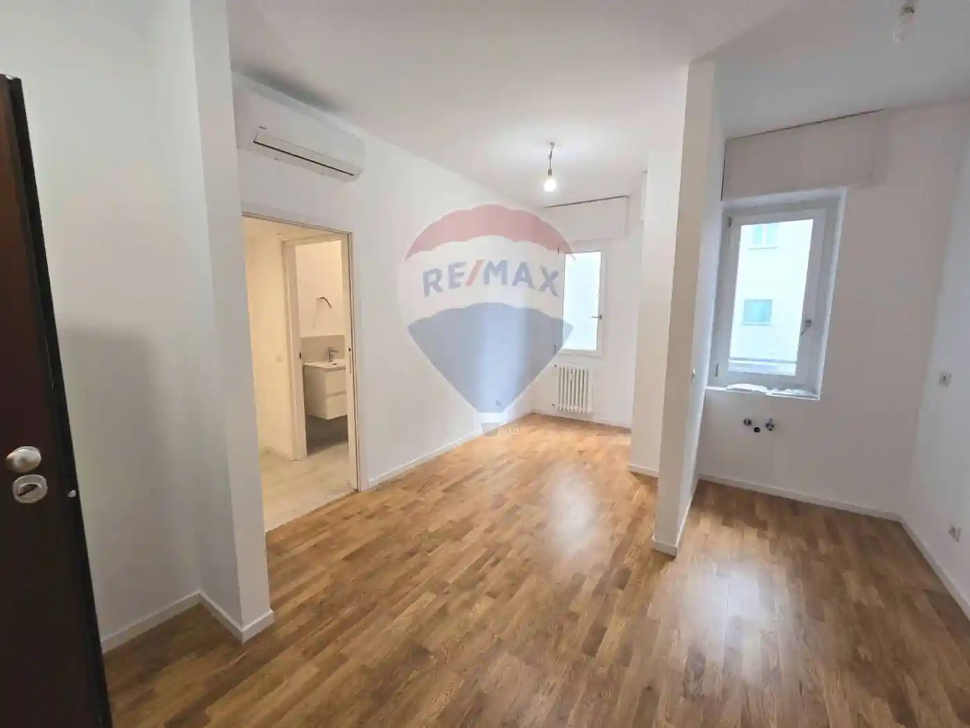 Bilocale via Paolo Uccello 4, Monte Rosa - Lotto, Milano - foto 3