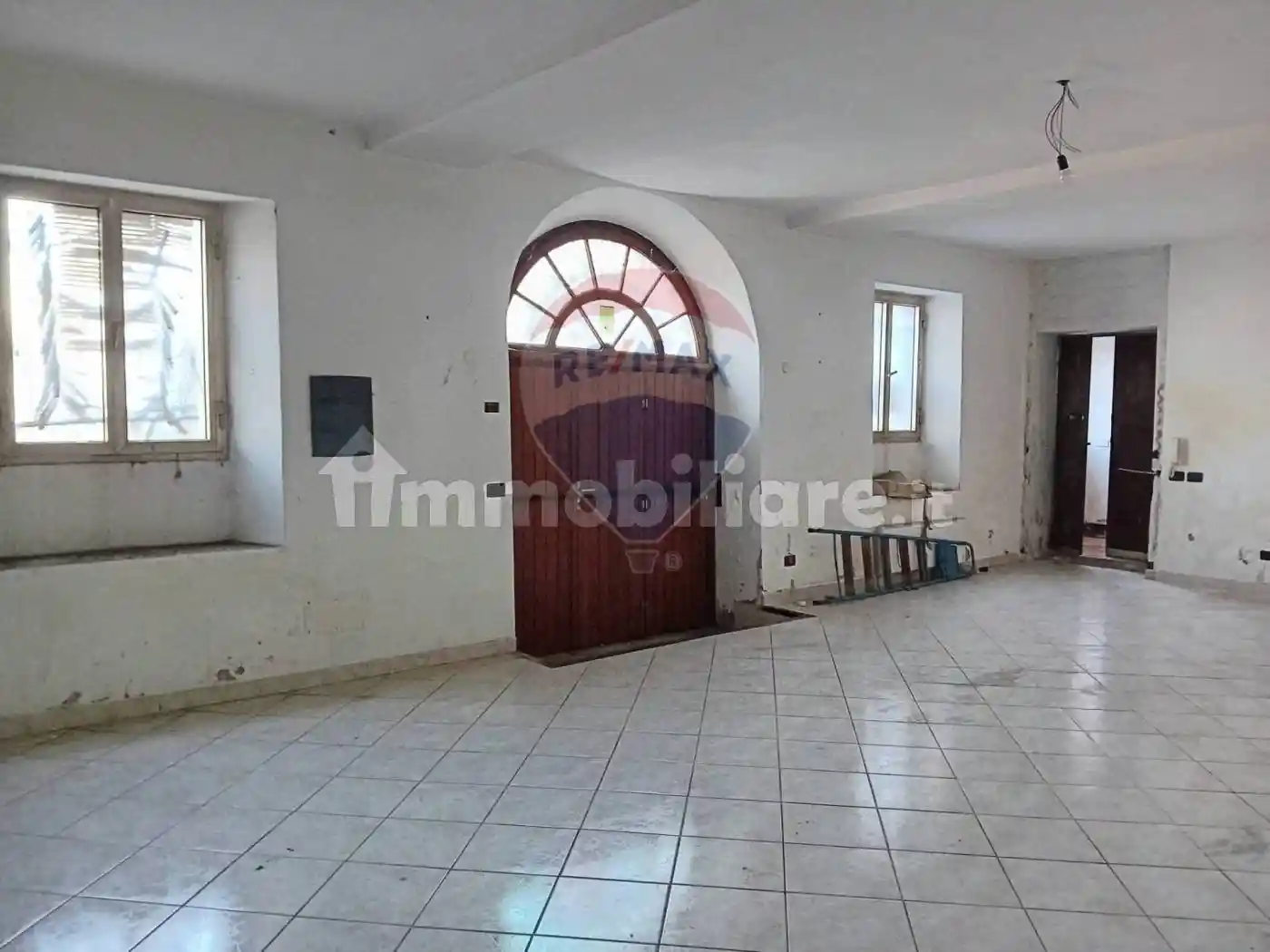 Appartamento via Garibaldi 39, Centro, Carnago - foto 3