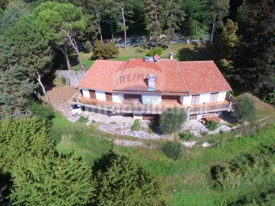 Villa unifamiliare via per bregazzana 28, Sant'Ambrogio, Varese - foto 2