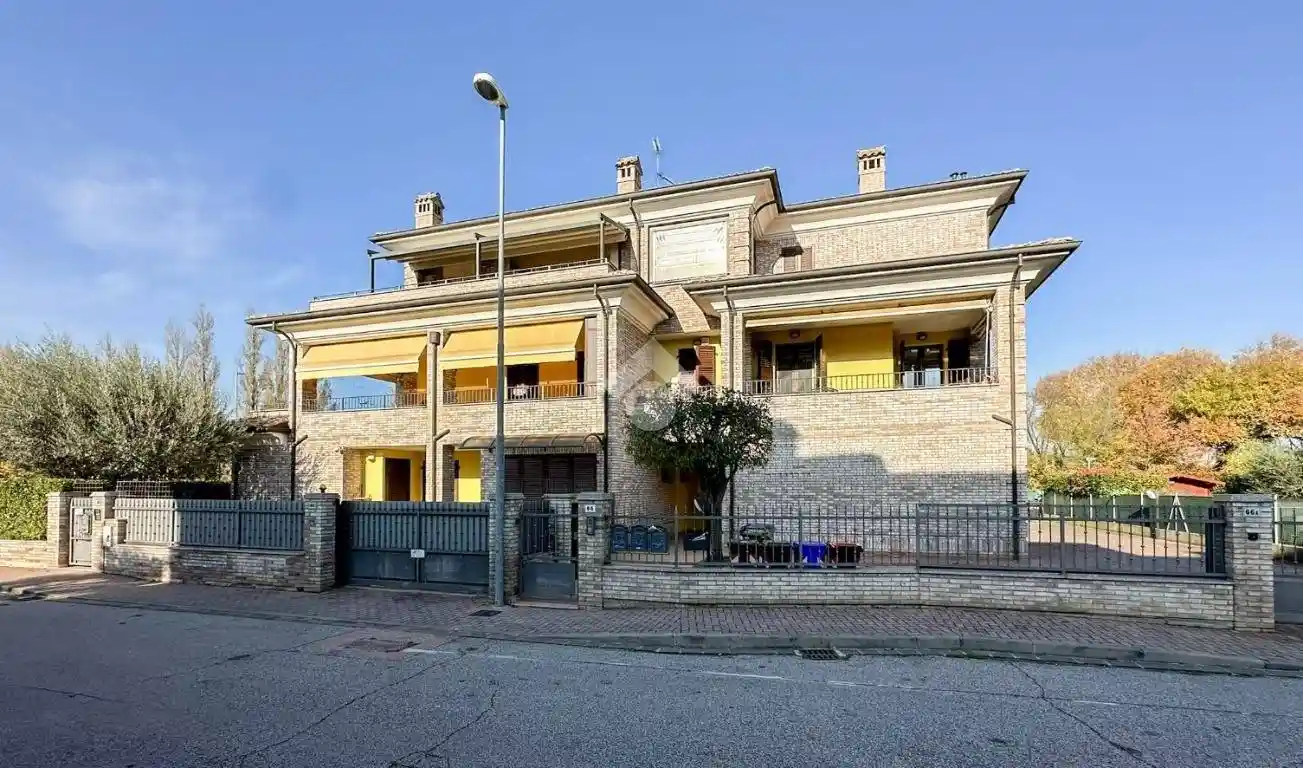 Attico via E. Giliberti 66, Santa Croce, Carpi - foto 2