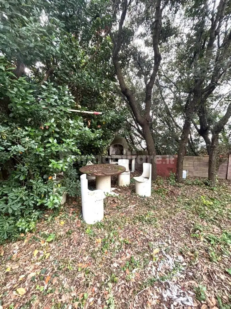 Casa indipendente in vendita a Livorno