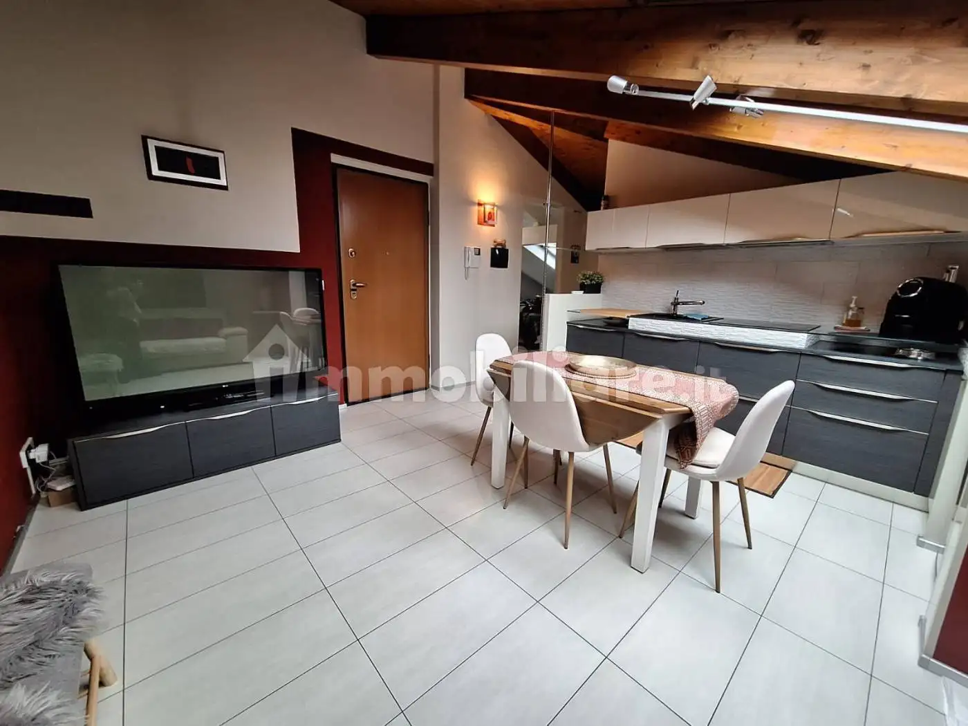 Mansarda via San Martino, Centro, Buttigliera d'Asti - foto 4