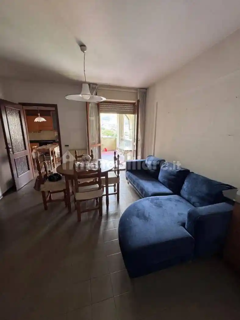 Appartamento buono stato, quinto piano, Romagnano, Massa - foto 4