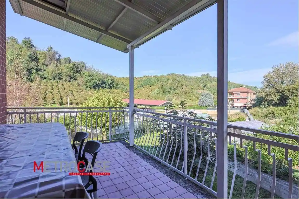 Terratetto unifamiliare 140 m², Monticello d'Alba - foto 3