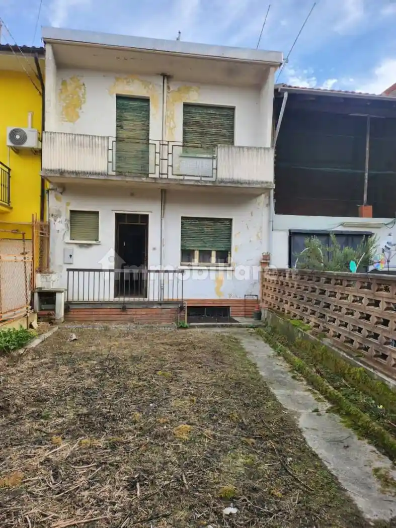 Terratetto unifamiliare via Antonio Gramsci, Centro, Cilavegna - foto 3