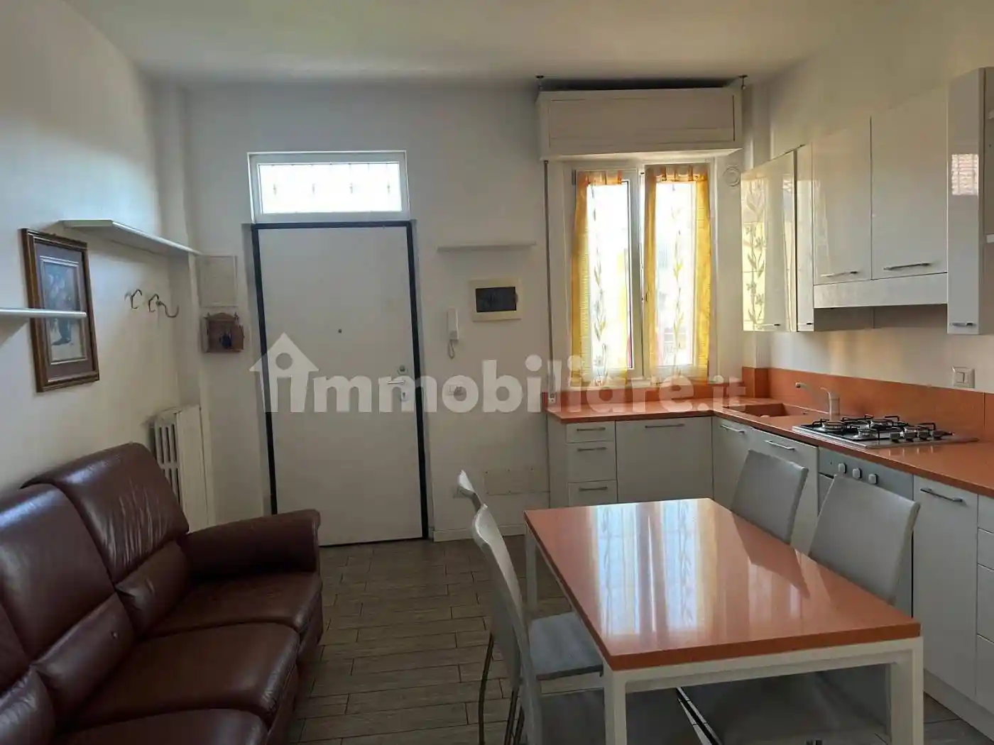 Trilocale via L. Besana 27, Cavenago di Brianza - foto 4