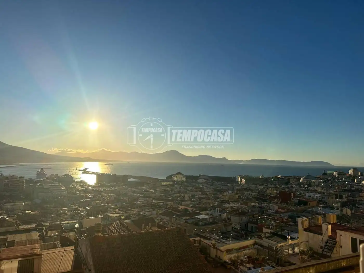 Appartamento in vendita a Napoli