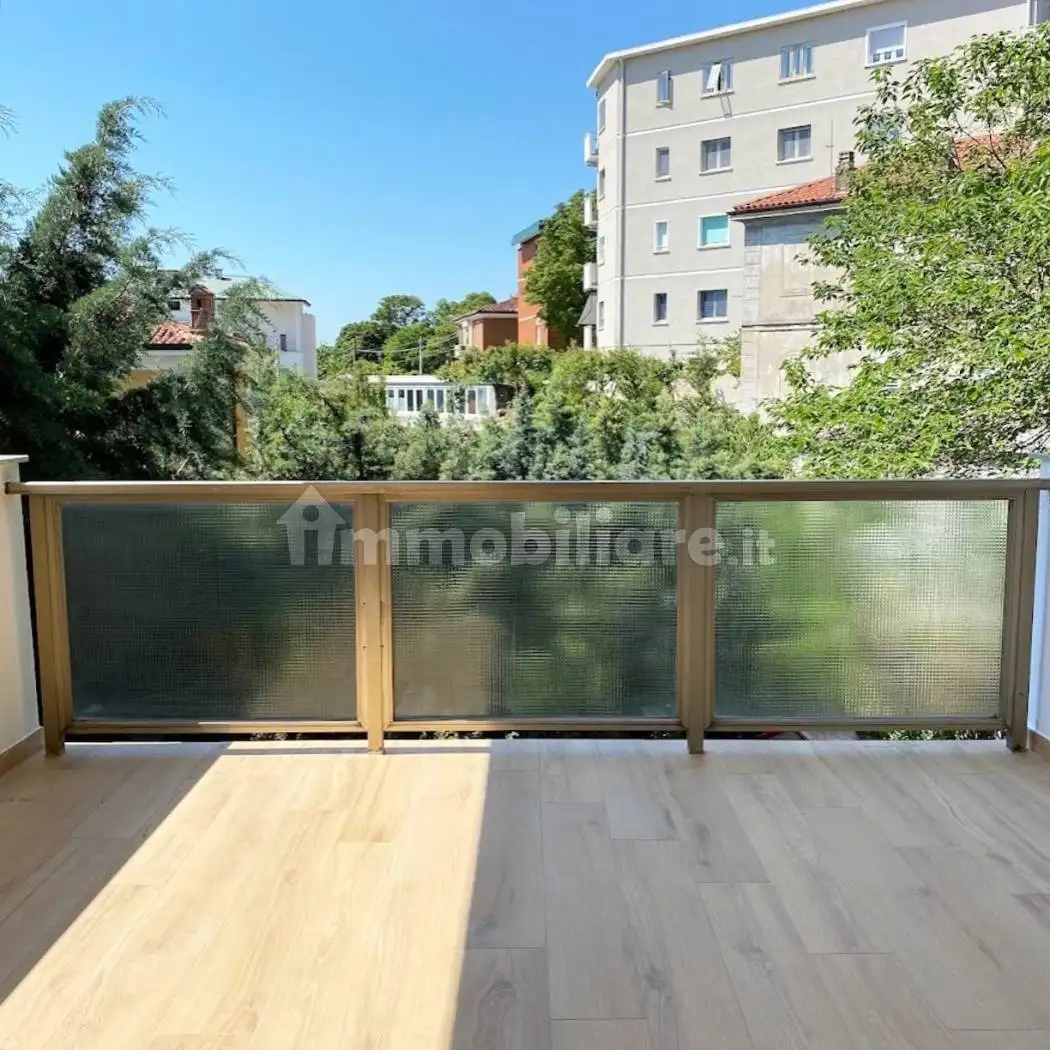 Appartamento in affitto a Trieste