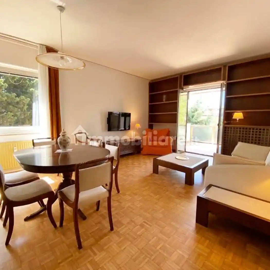 Quadrilocale via Pasquale Besenghi 6/1, San Giacomo, Trieste - foto 2