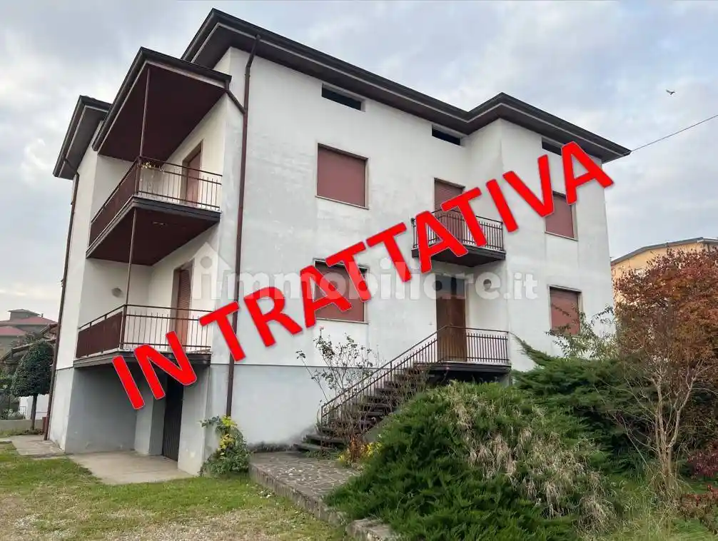 Appartamento in vendita a Bonate Sotto