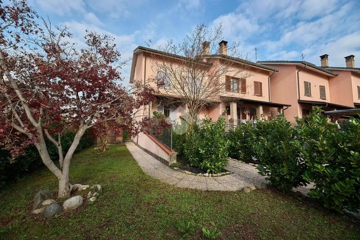 Villetta a schiera in vendita a Comazzo