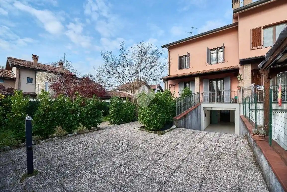 Villa a schiera via Aldo Moro 8, Centro, Comazzo - foto 3