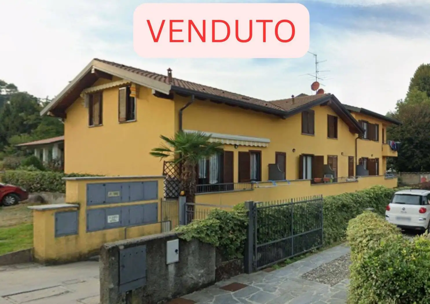 Appartamento in vendita a Oltrona di San Mamette