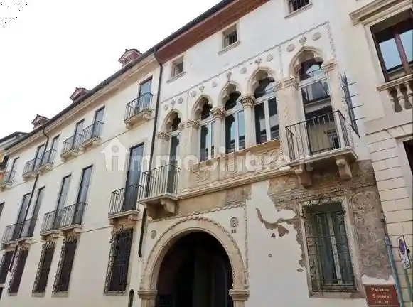 Appartamento in vendita a Vicenza