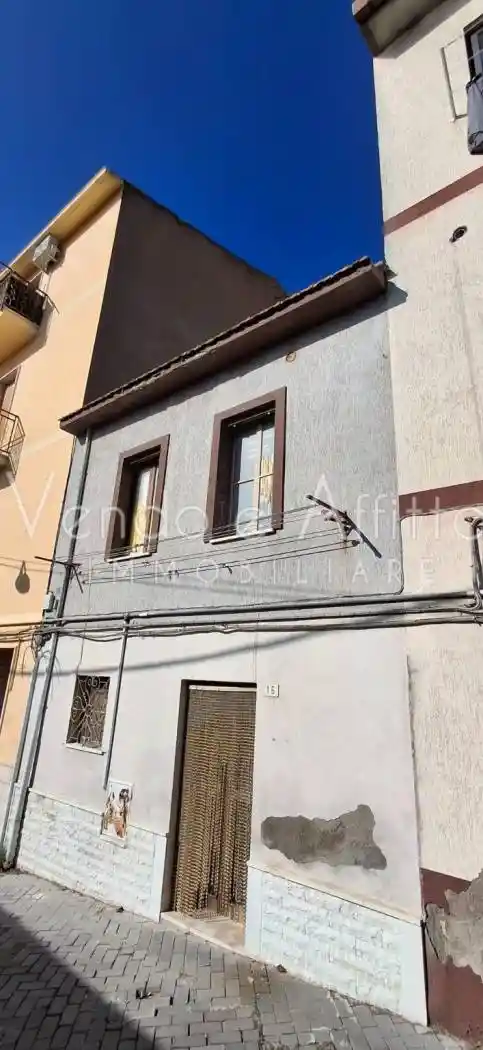 Casa indipendente in vendita a Montenero di Bisaccia